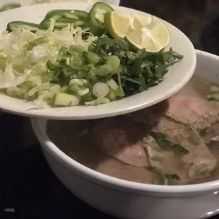 Brisket phō