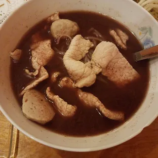 P10 Pork Noodle Soup