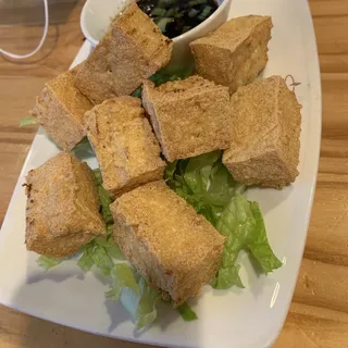 Fried Tofu with Garlic Sauce