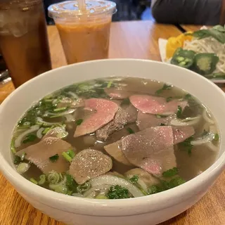 12. Pho Ann's Special / PHO DAC BIET