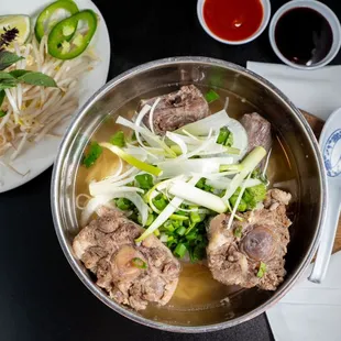 Oxtail Pho - Ph Đuôi Bò