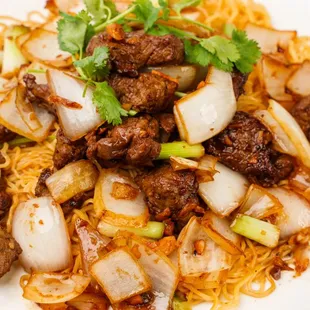 Shaken Beef with noddle