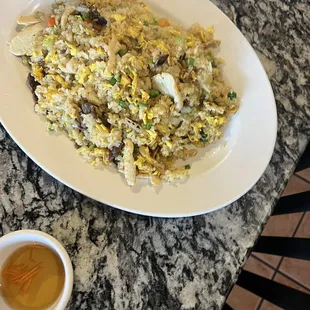 Combination fried rice, not good, looks a lot better than it tasted