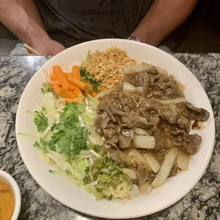 82. Stir Fried Lemongrass Beef Vermicelli