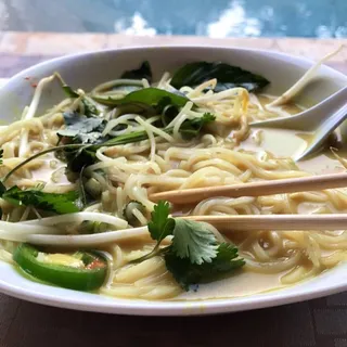 N8. Curry Chicken Noodle Soup