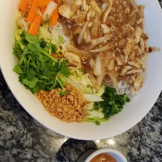 59. Chili Lemongrass Chicken Rice Plate