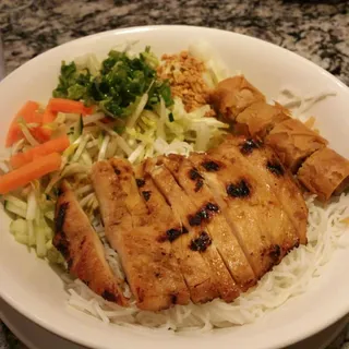 64. Crispy Egg Roll Vermicelli