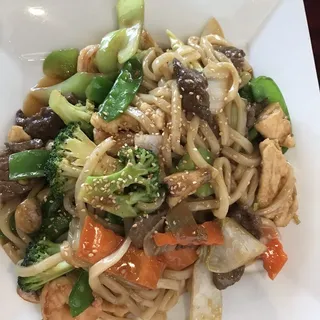 Udon Noodles Stir Fried