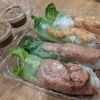 R9. Vietnamese Sausage Roll