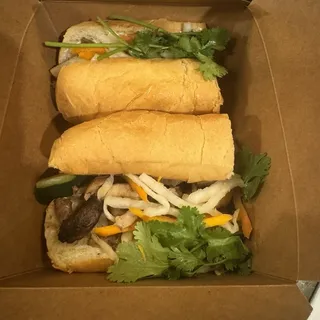 B5. Grilled Combination Banh Mi