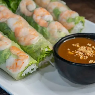 Shrimp spring rolls