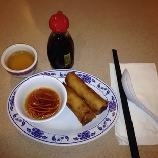 Order of egg rolls in the most delicious fish sauce, this fish sauce is sweetened and not overpoweringly fishy like other places