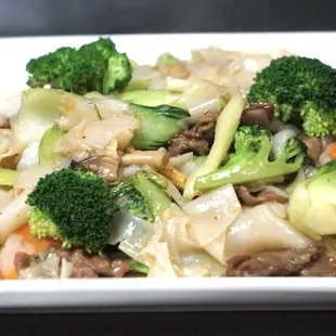 Beef chow fun