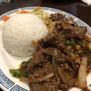 C10 Beef or Chicken with Lemongrass and Hot Pepepr Sauce