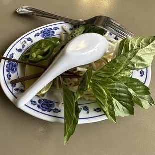 ramen and noodles, food