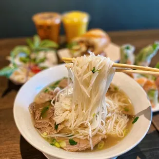 Special Pho (dac biet)