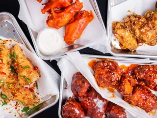 KEEKS Eggrolls & Wings