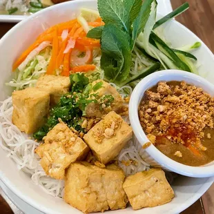 noodles, noodle dish, ramen and noodles, ramen, noodle soup, food