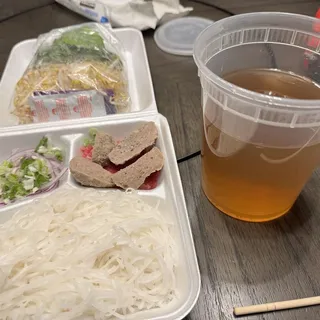 P5. Beef Meatballs Pho
