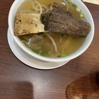 P13. Brisket Pho