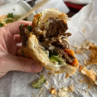 Beef bulgogi banh mi (sandwich)