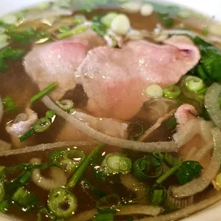 17. Rare Steak, Tendon and Tripe Noodle Soup