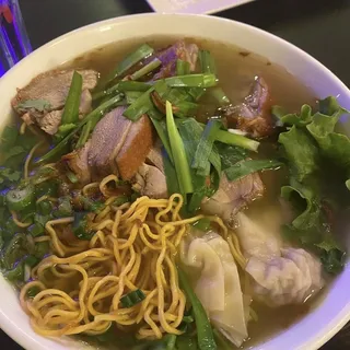 Egg Noodle Soup and Woton