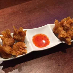 Fried wontons