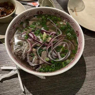 25. Pho Nam Gau Gan Ve Don