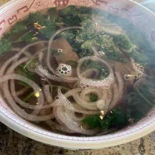 20. Pho Tai Nam Gau