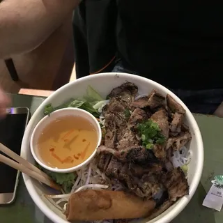 G7. Grill Pork and Egg Roll Bowl