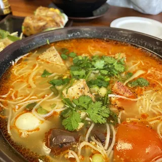 R1. Crab Noodle Soup Specialty