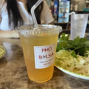 D11. Fresh Squeezed Lemon Tea