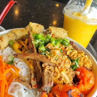 N7. Combination Rice Noodle Bowl (pork, chicken, beef, shrimp, egg roll)