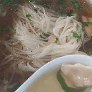 Chicken pho noodle