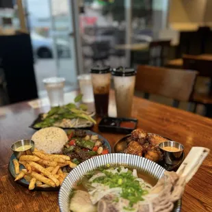 food, ramen and noodles