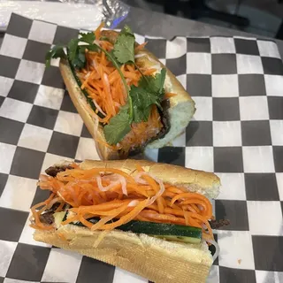 Grilled Lemongrass Beef Banh Mi