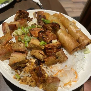 B7. Grilled Pork and Egg Rolls Salad Bowl