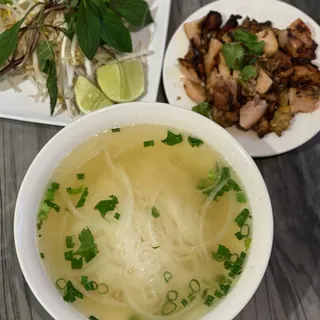 Grilled Chicken Pho