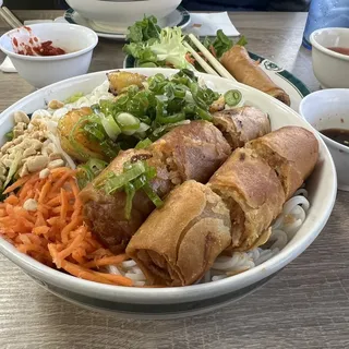 V9. Bun Cha Gio Tom Nuong