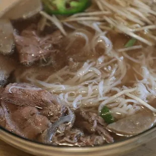 Instagram: @eat_saw_telle