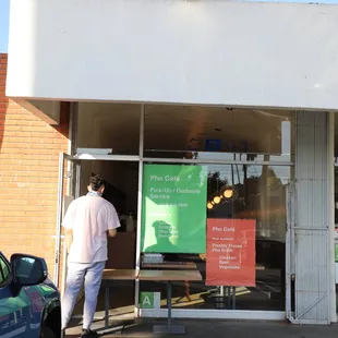 Instagram: @eat_saw_telle