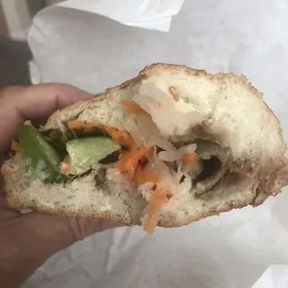 Vietnamese Sandwich with Grilled Pork