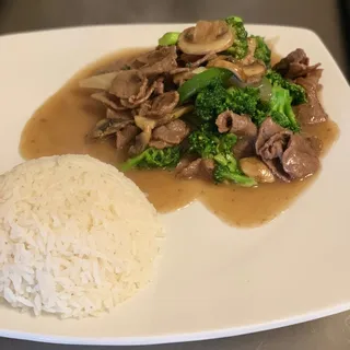 #12 Beef & Broccoli