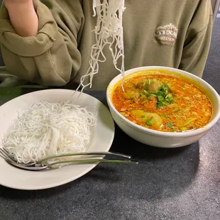 Curry chicken