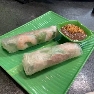 A1. Summer Rolls - Gi Cun (2 Pcs.)