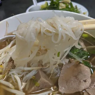 P4. Eye Round, Cooked Beef, and Meatball Pho/Ph Ti, Chn, B Vin