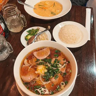 Pho Noodle Company Beef Pho &amp; curry chicken