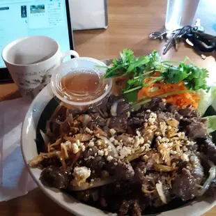 stir fry lemongrass beef with vermicelli