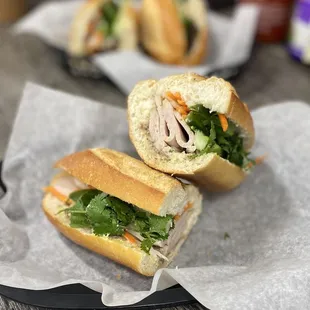 Banh mi Cha Lua - pâté &amp; pork
